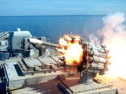 Loại vũ khí này hiện cũng được trang bị trên một vài tàu của HQND Việt Nam (điển hình là tàu săn ngầm Proejct 159 Petya). RBU-6000 trang bị 12 ống phóng 213mm có khả năng bắn chìm tàu ngầm với bom RGB-60 (tầm bắn 350m tới 5,8km, xuyên sâu mặt nước 10-500m) và bắn chặn ngư lôi, đội người nhái phá hoại với bom 90R (tầm bắn 600m tới 4,3km, bán kính nổ hiệu quả 130km).