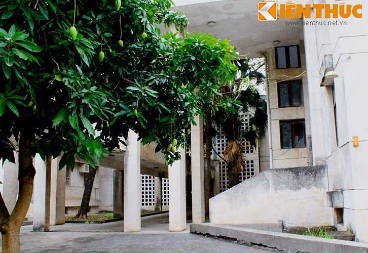 Hiện tại ngôi nhà được cho là nhà ma này đã được dọn dẹp khá sạch sẽ, nhưng vẫn chưa có thông tin cụ thể nào về việc cải tạo, sửa chữa.