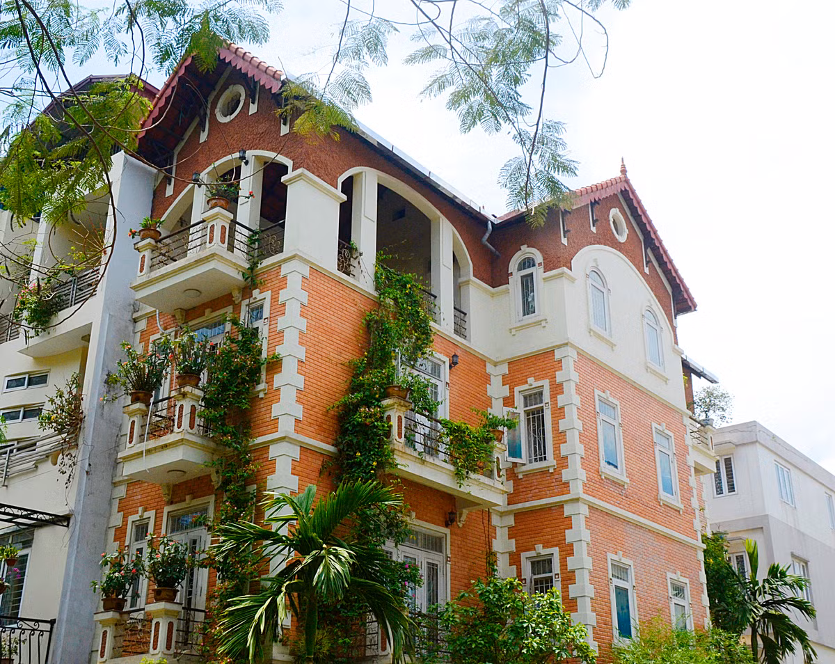 Ai nhìn cũng nhận thấy đó là những không gian sống thú vị như đang ở khu du lịch nghỉ dưỡng chốn ngoại ô.