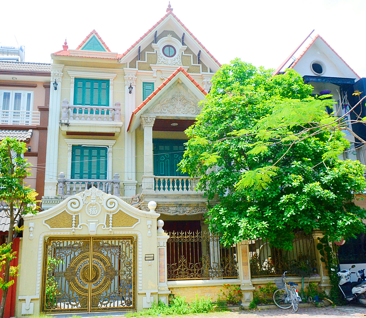 Tòan cảnh ngôi nhà phố của đại gia Hà Thành.