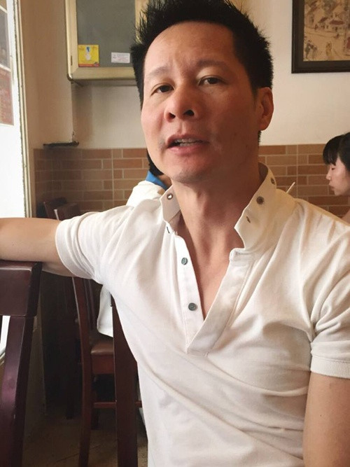  Đại gia Đức An Đại gia Đức An sinh năm 1962 là đại gia Việt kiều giàu có khi sở hữu khối tài sản “khủng” như hàng loạt bất động sản, biệt thự ở Việt Nam lẫn nước ngoài, xe sang, cổ phần trong công ty… Ảnh: Vitalk.