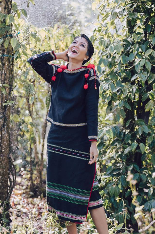 Lo tat tan tat su that ve ban trai Hoa hau H'Hen Nie, ai cung ngo ngang-Hinh-3