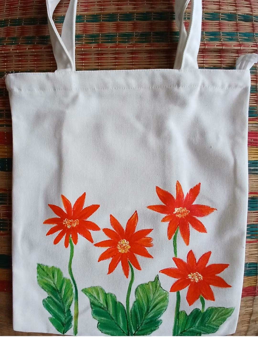 Huynh Thi Xam: Nghi luc cua nu hoa si ve tranh bang chan-Hinh-7