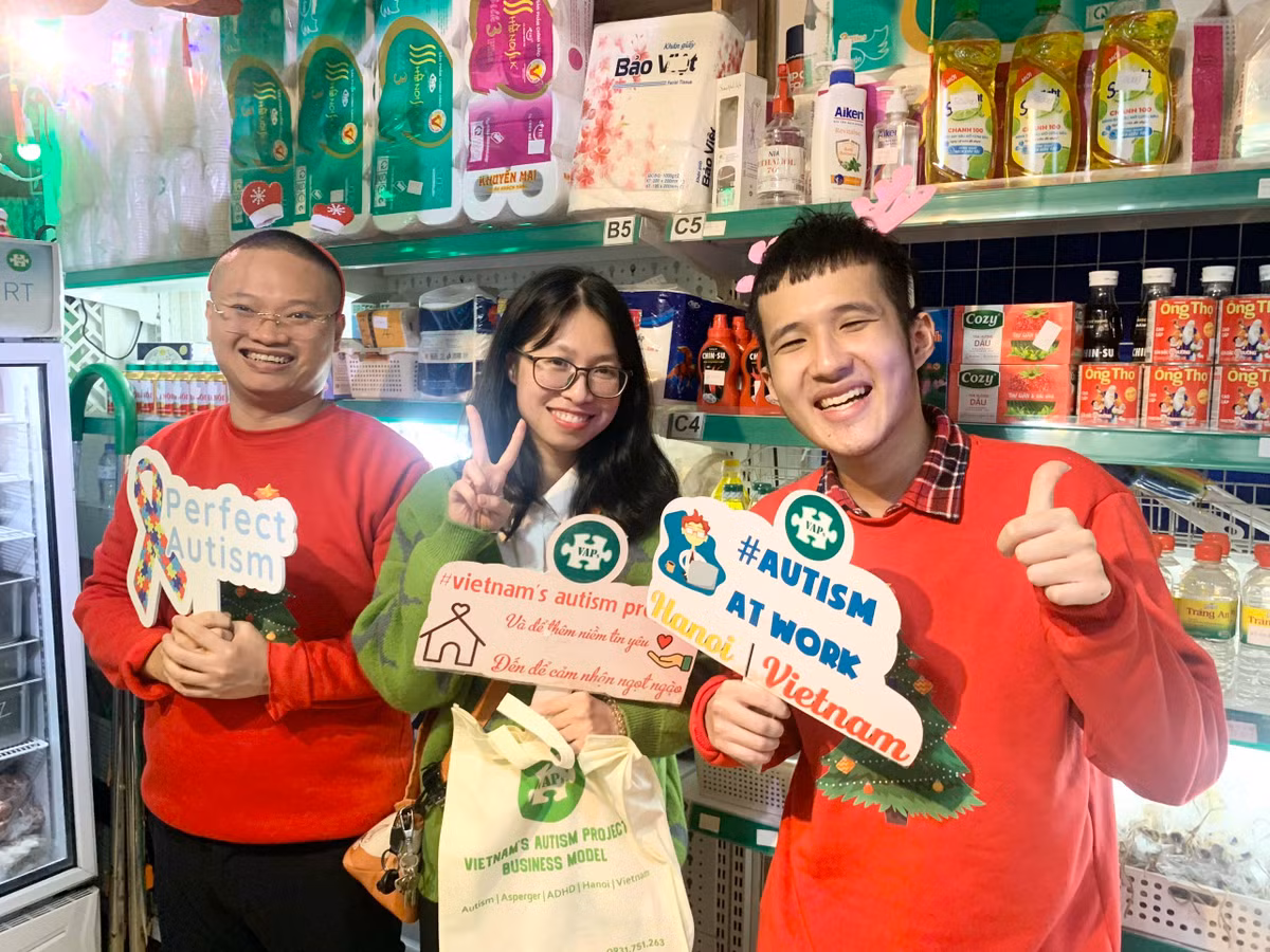 Anh Nguyen Duc Trung: Gieo niem tin cho nguoi tu ky-Hinh-2