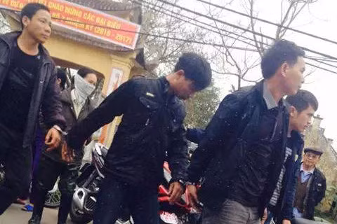 Diem mat nhung quan chuc danh bac bi bat tai tran-Hinh-5