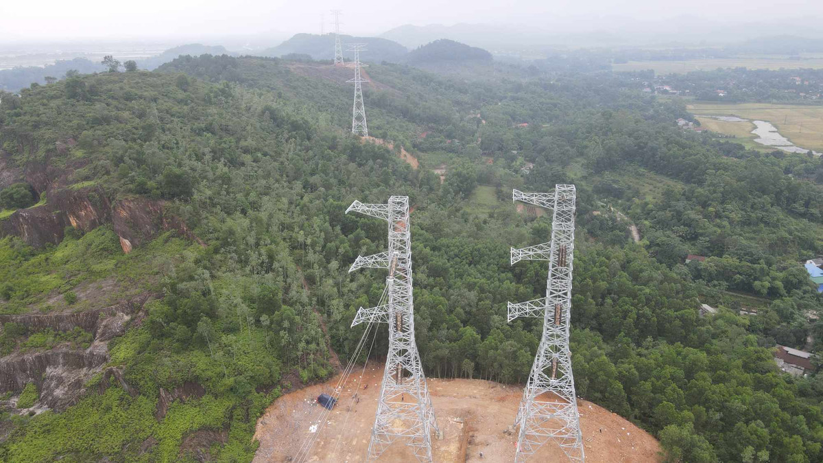 Hà Tĩnh sớm bàn giao mặt bằng thi công góp phần đẩy nhanh tiến độ dự án đường dây 500 kV mạch 3 Quảng Trạch – Phố Nối. 