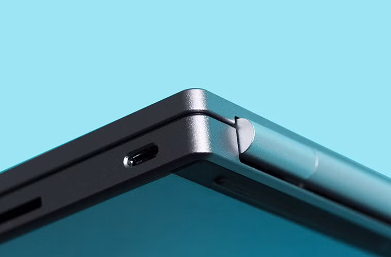 Hai cổng USB-C được Google bố trí ở hai góc máy, giúp người dùng có thêm sự lựa chọn cho kết nối.