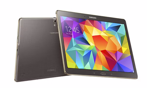 BlackBerry, IBM va Samsung hop tac ra mat may tinh bang