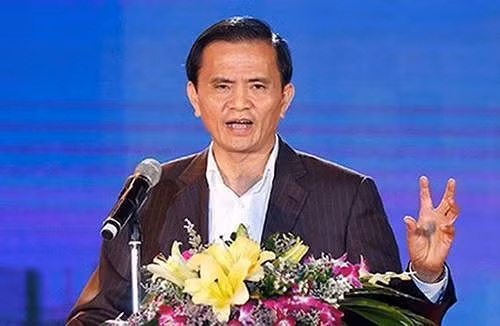 Bo nhiem ong Ngo Van Tuan va ong Tat Thanh Cang: Do het nguoi tai?