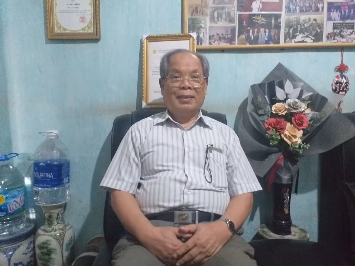 PGS Bui Hien: Dua Kha Banh vao de thi la sai lam ve su pham-Hinh-2