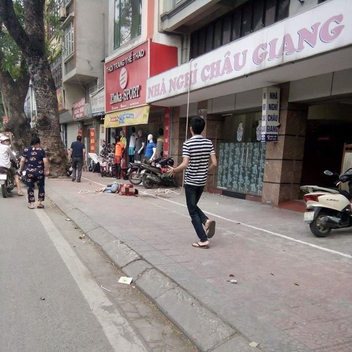 Sua dieu hoa, nam thanh nien roi xuong dat tu vong