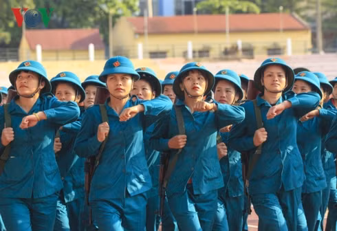 Bài tập của các nữ dân quân tự vệ ...