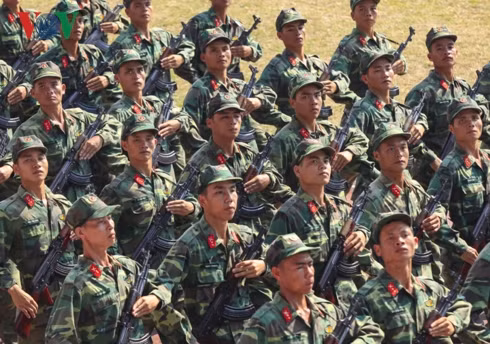 Với mỗi người lính, được thực hiện nhiệm vụ trong ngày trọng đại này là niềm vinh dự lớn. Bởi vậy, không trở ngại nào làm ảnh hưởng đến công tác luyện tập.