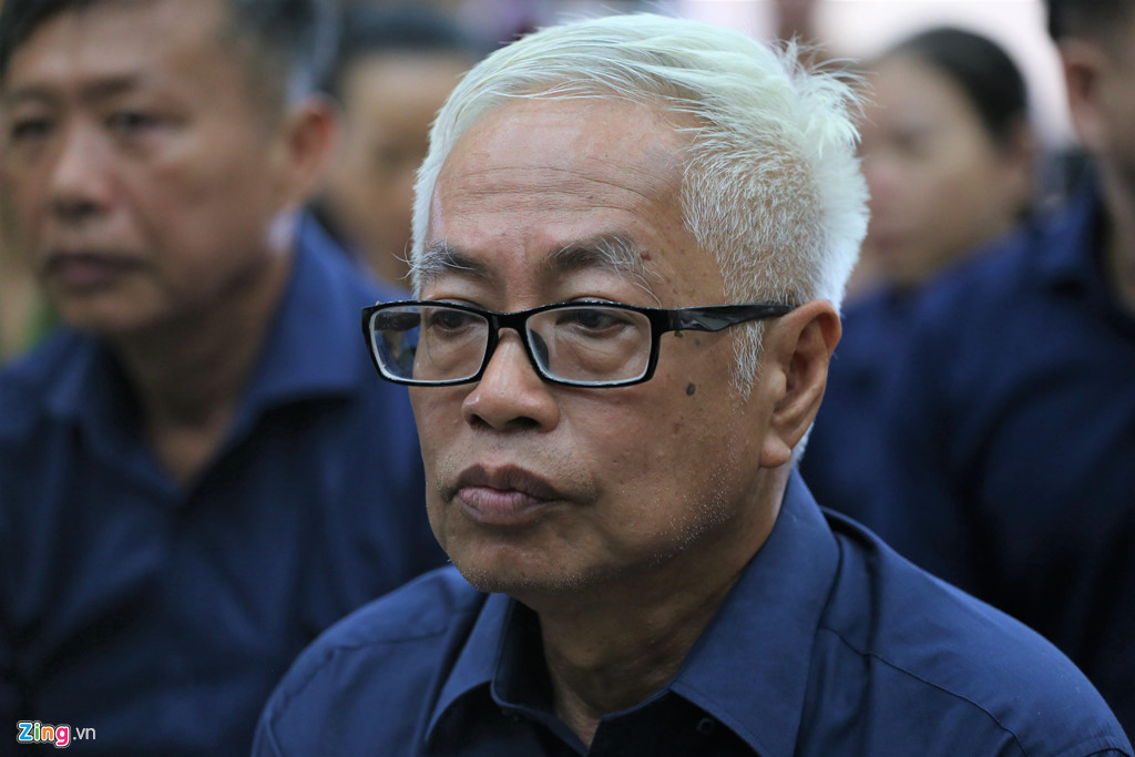 Tòa sơ thẩm tuyên phạt ông Trần Phương Bình 20 năm tù về tội Cố ý làm trái, chung thân về tội Lạm dụng chức vụ, tổng hợp hình phạt là chung thân. Ông kháng cáo xin cấp phúc thẩm đánh giá lại bản án.