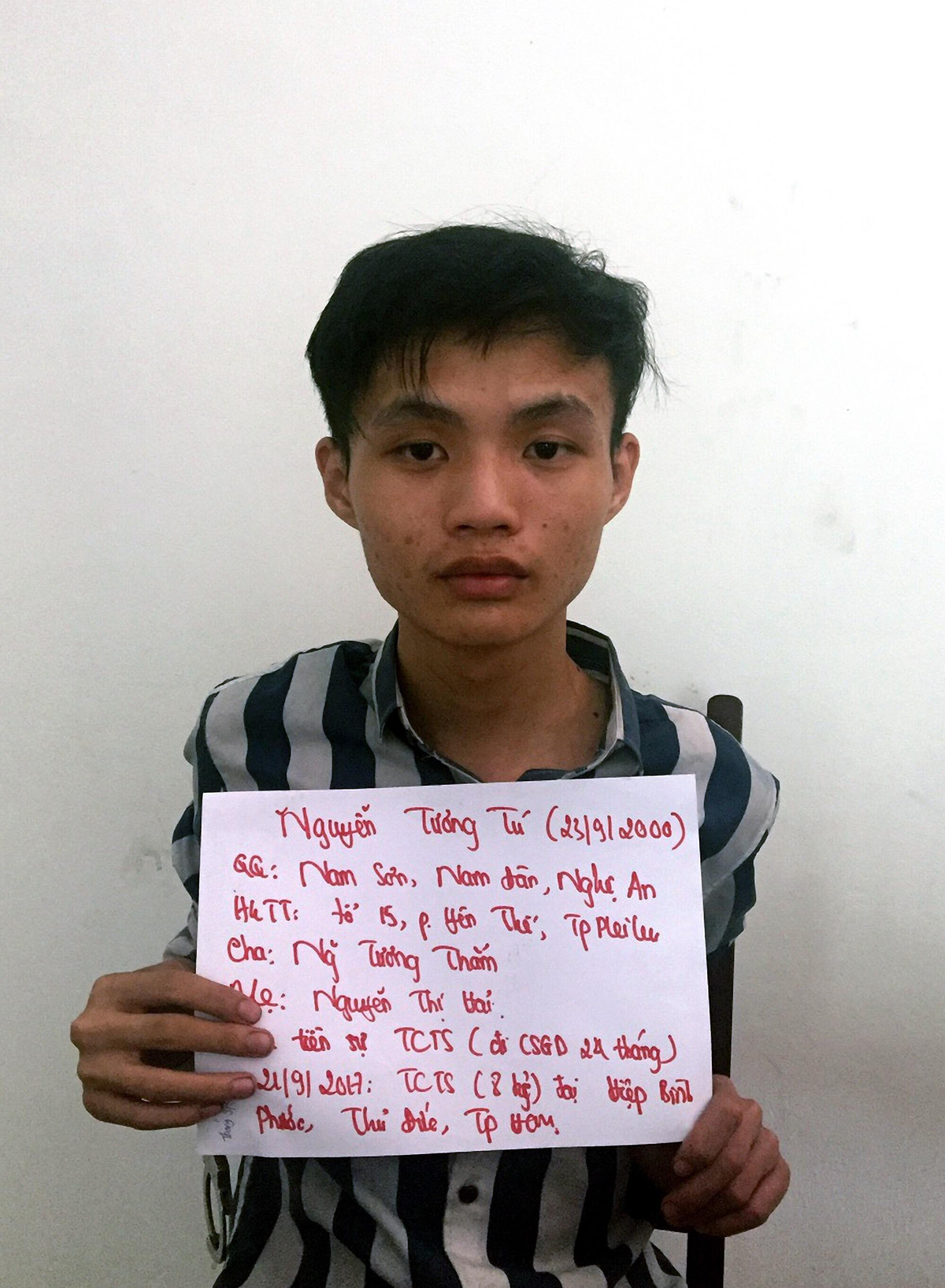 Bắt nghi phạm vụ trộm 8,5 tỷ ở TP.HCM Bat nghi pham vu trom 8,5 ty o TP.HCM