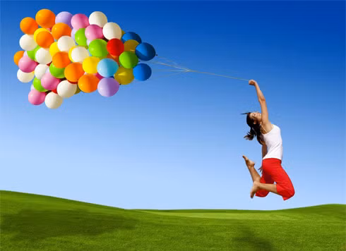 Trái ngược với cuộc sống bận rộn, gặp nhiều khó khăn, vất vả trong năm 2022, bước sang năm 2023, con người sẽ có cơ hội nghỉ ngơi, thư giãn, cân bằng giữa đời sống cá nhân và công việc.