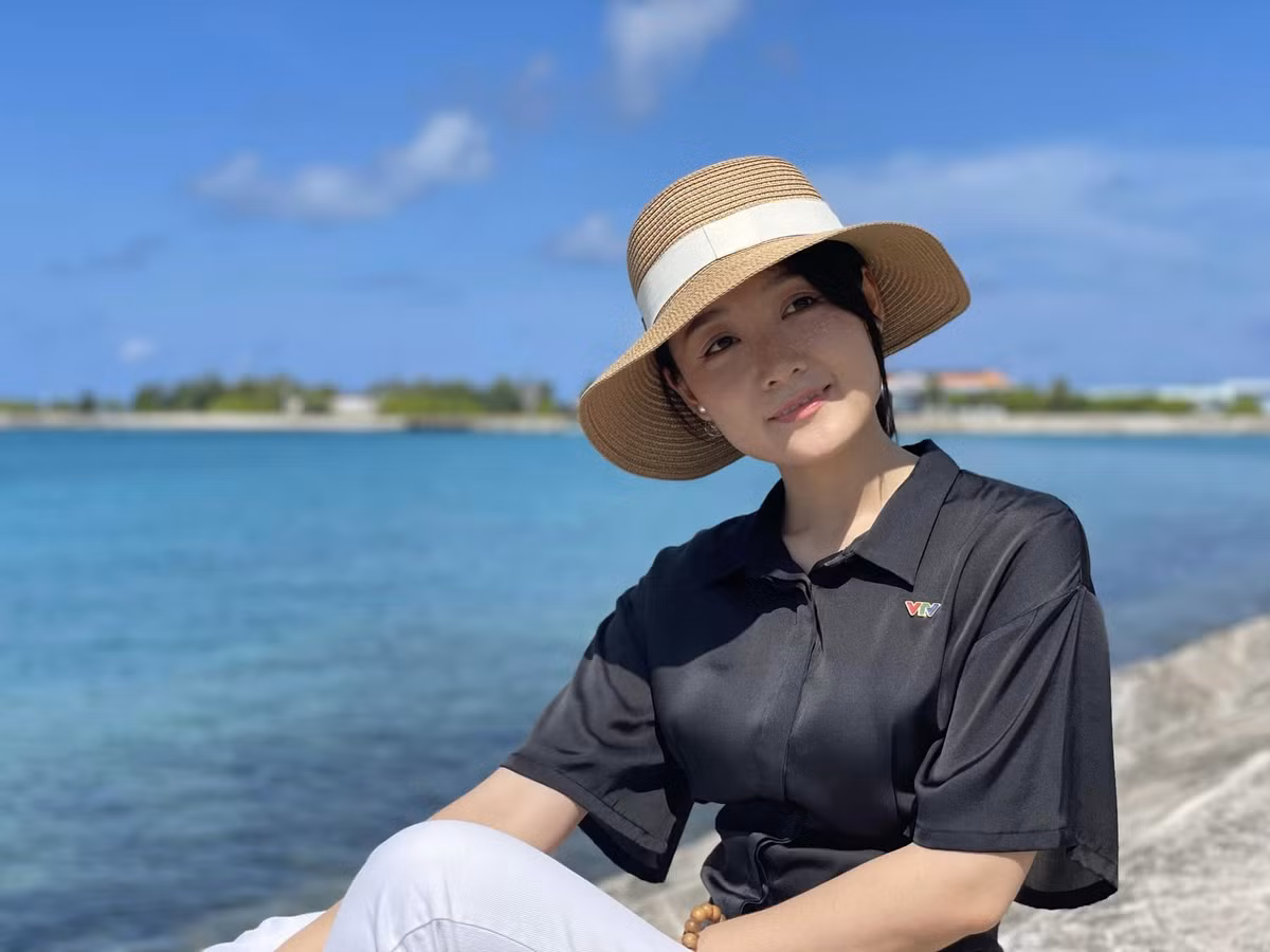 Vẻ xinh đẹp, dịu dàng của nữ BTV truyền hình nổi tiếng VTV.