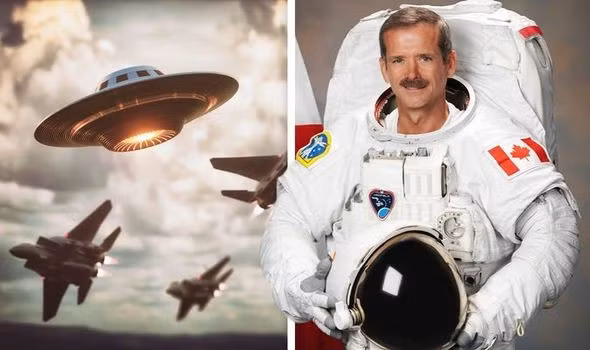 Ngoài tranh vẽ, một vài phi hành gia tuyên bố đã nghìn thấy vật thể lạ nghi UFO. Trong đó, cựu phi hành gia Canada Chris Hadfield cho hay đã từng nhiều lần nhìn thấy vật thể bay trên trời nhưng không rõ chúng là gì. Nhiều người cho rằng, những vật thể đó có thể chính là UFO.