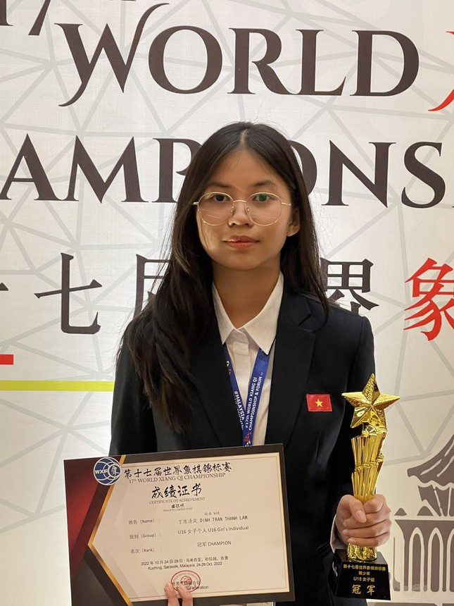 Năm mới năm me, nhanh tay “xin vía” gương mặt vàng trong làng học đường - Hình 2 Nam moi nam me, nhanh tay “xin via” guong mat vang trong lang hoc duong-Hinh-2