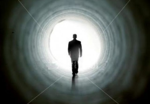 Trong thời gian tổ chức đám tang, Tiểu Điền bất ngờ tỉnh lại khiến mọi người hoảng sợ. Sau khi bình tĩnh, gia đình đưa Tiểu Điền đến bệnh viện kiểm tra, điều trị. Bệnh nhân sau đó hồi phục và trở lại cuộc sống bình thường.