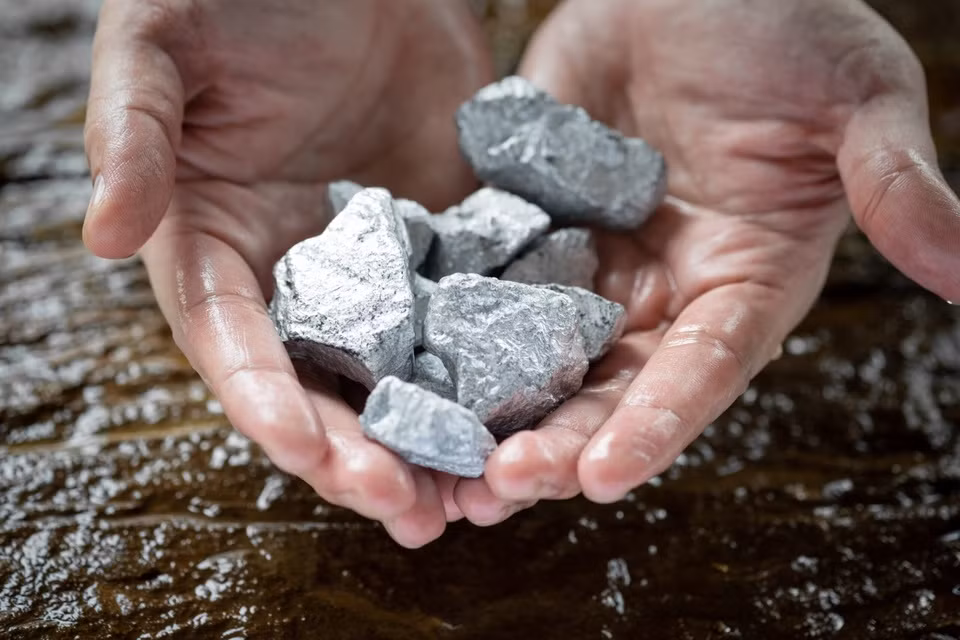 Công ty khai khoáng Thụy Điển LKAB cho hay mỏ đất hiếm mới phát hiện ở thành phố Kiruna có thể trở thành nguồn nguyên liệu thô quan trọng để áp dụng vào quá trình chuyển đổi xanh.