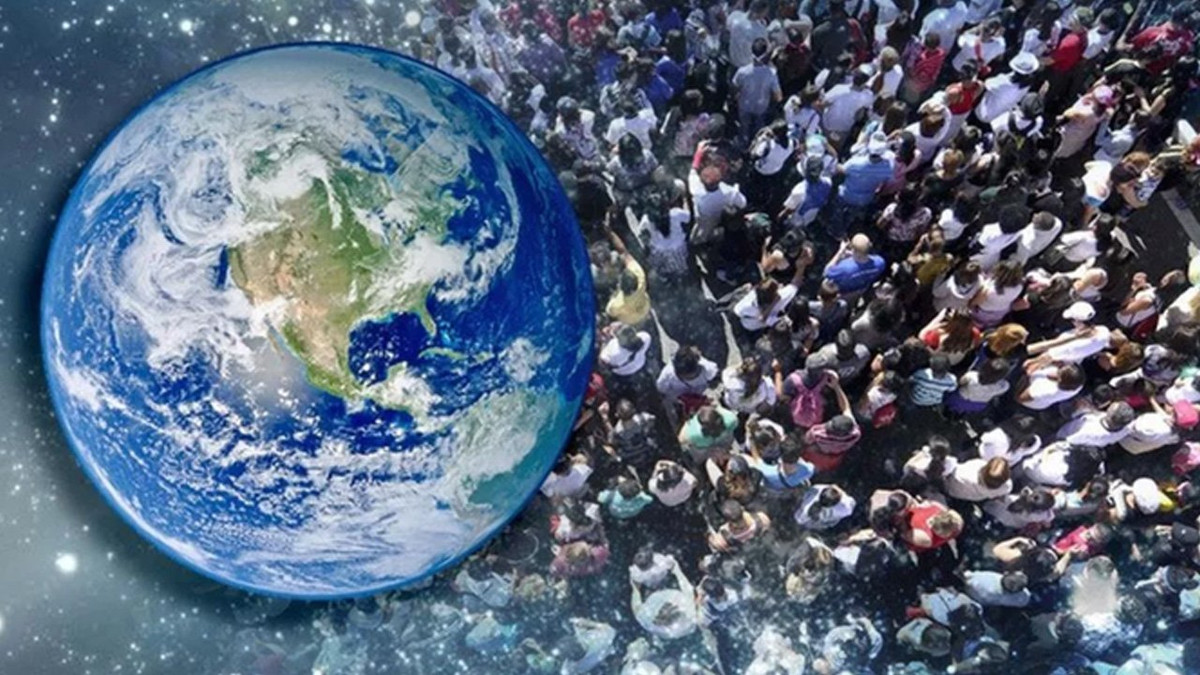 8 năm sau mốc đầu tiên (tức khi con người 33 tuổi), tỉ lệ tử vong sẽ là 1:1500. Điều này có nghĩa tỷ lệ tử vong tăng gấp 2 lần. Cứ 1.500 người 33 tuổi thì sẽ có 1 người trút hơi thở cuối cùng trước sinh nhật 34 tuổi.