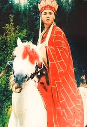 Do kiếp trước là đồ đệ của Như Lai có thân thế bất phàm, tu vi hàng vạn năm nên tất cả yêu quái tin rằng ăn thịt của Đường Tăng sẽ có thể giúp chúng trường sinh bất lão.