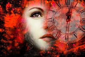 Trong thực tế, một số trường hợp đã báo cáo trải qua Déjà vu. Ví dụ như có một người đi qua tòa nhà ở một đất nước chưa từng đặt chân đến nhưng lại có cảm thấy rất đỗi quen thuộc, giống như đã từng đi qua hoặc nhìn thấy.