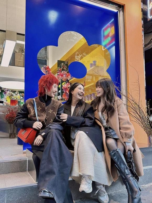 "Bộ ba sát thủ" Quỳnh Anh Shyn, Mẫn Tiên và An Japan hội ngộ vào dịp Tết.