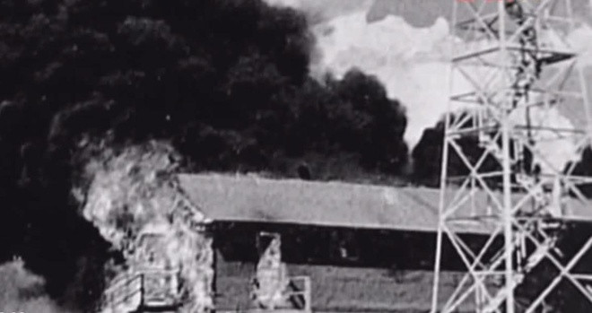 Vào ngày 15/12/1943, bom dơi được thử nghiệm tại bãi thử ở bang Utah và đạt được kết quả xuất sắc. Quân đội Mỹ chính thức công nhận bom dơi vào tháng 12/1943 và dự kiến đưa nó vào sử dụng trong cuộc chiến chống Nhật Bản vào tháng 9/1944.