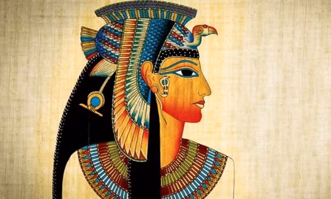 Trong suốt nhiều thế kỷ qua, giới sử học tin rằng, Nữ hoàng Cleopatra cùng người tình được chôn cất trong cùng một lăng mộ. Taposiris Magna, phía tây Alexandria là một trong những địa điểm được cho là nơi an nghỉ của bà hoàng này.