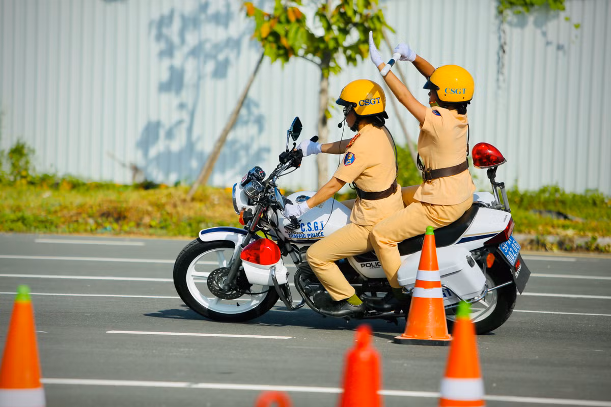 Chỉ trong vòng 1 tháng, các cán bộ, chiến sĩ đã xây dựng các kế hoạch, phương án luyện tập trong điều kiện thời tiết khắc nghiệt, các sức ép về công việc chuyên môn, gia đình nhưng các nữ chiến sĩ CSGT đã xuất sắc vượt qua, hoàn thành tốt khóa đào tạo và chính thức sẵn sàng đảm nhận nhiệm vụ.