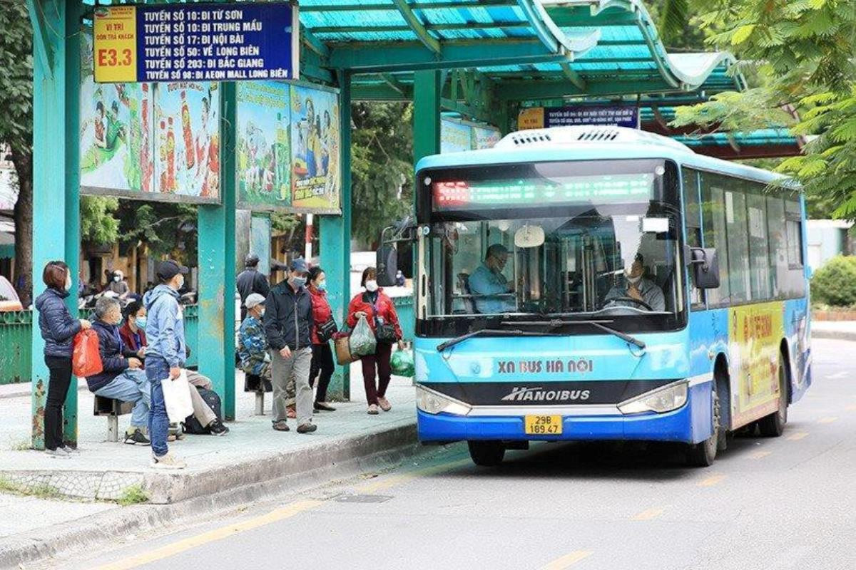 Hà Nội đề xuất miễn phí xe buýt tất cả ngày lễ trong năm Ha Noi de xuat mien phi xe buyt tat ca ngay le trong nam