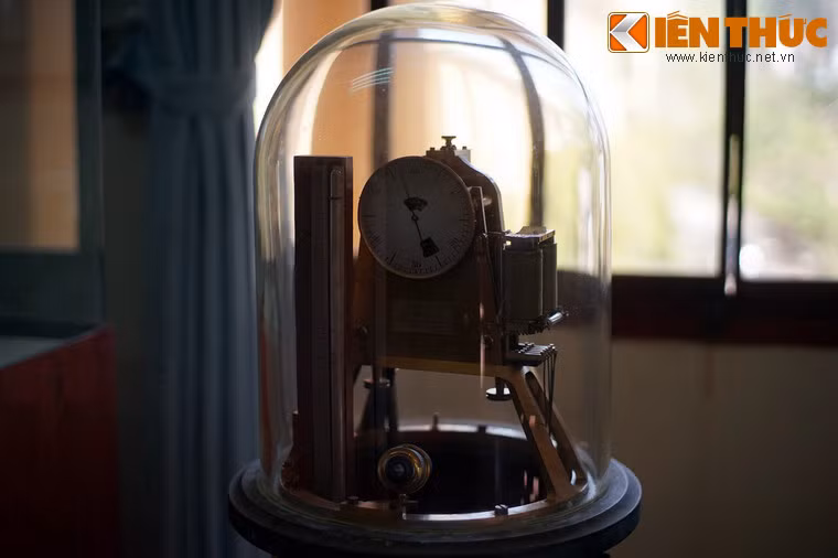 Chiếc đồng hồ chính xác "bậc nhất quả đất" từng được Yersin sử dụng.