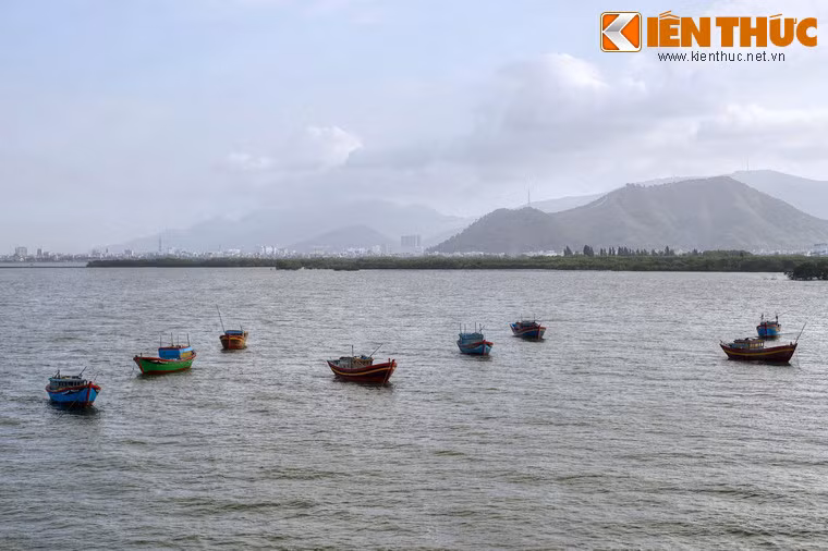 Tên đầm có nguồn gốc từ tên gọi một hải cảng của vương quốc Chăm Pa xưa là Cri-Banoi, được phiên âm thành Thi Lị Bi Nại. Cảng này còn một tên khác là Tân Châu, theo cách gọi của các thương nhân người Hoa.