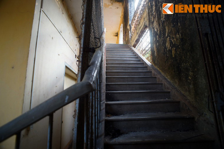 Sau một thời gian, Đại học Nghệ thuật Huế được di dời. Đến năm 2011, Trung tâm Bảo tồn di tích cố đô Huế đưa ra phương án biến khu vực Phủ Nội vụ thành khu dịch vụ du lịch cao cấp.