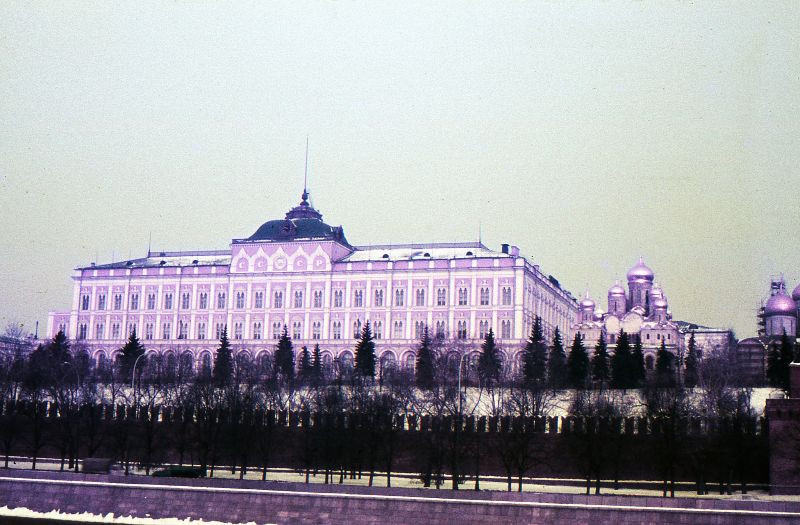 Cung điện Lớn của điện Kremlin, Moscow, Liên Xô, tháng 1/1977. Ảnh: Raúl Alejandro Rodríguez Flickr.