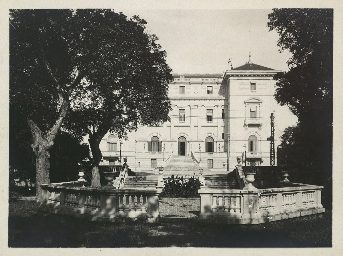 Mặt sau Dinh Toàn quyền Đông Dương. Ảnh tư liệu.