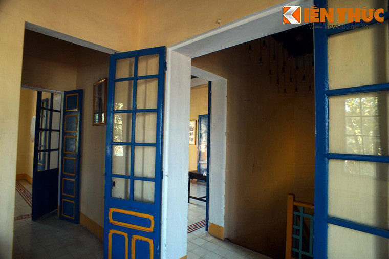 Các phòng còn lại có trưng bày các hình ảnh, tư liệu phục vụ hoạt động đến nghiên cứu, tìm hiểu về gia phả tộc Nguyễn Phúc, triều Nguyễn và văn hóa Huế.