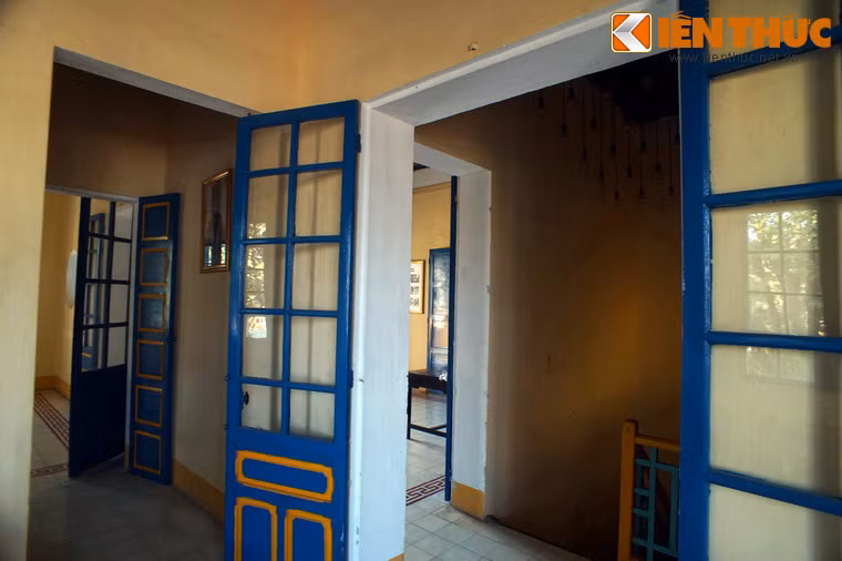 Các phòng còn lại có trưng bày các hình ảnh, tư liệu phục vụ hoạt động đến nghiên cứu, tìm hiểu về gia phả tộc Nguyễn Phúc, triều Nguyễn và văn hóa Huế.