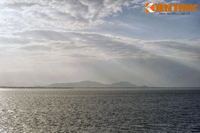 Từ lâu, đầm đã trở thành thắng cảnh nổi tiếng, đi vào thơ ca của mảnh đất Bình Định: “Bình Định có núi Vọng Phu/ Có đầm Thị Nại, có Cù Lao Xanh/ Em về Bình Định cùng anh…”.