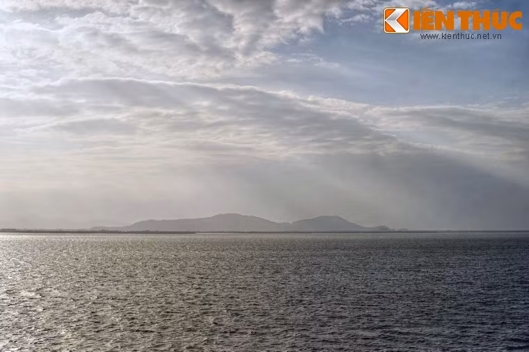 Từ lâu, đầm đã trở thành thắng cảnh nổi tiếng, đi vào thơ ca của mảnh đất Bình Định: “Bình Định có núi Vọng Phu/ Có đầm Thị Nại, có Cù Lao Xanh/ Em về Bình Định cùng anh…”.