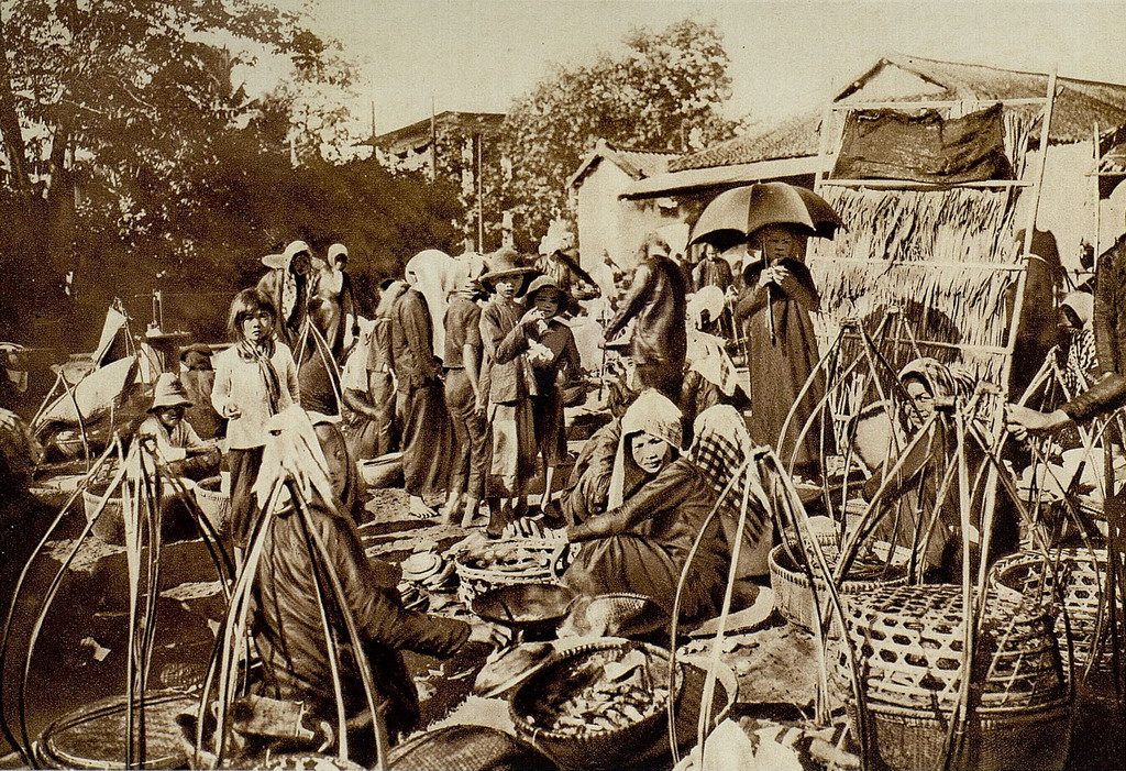 Khu chợ địa phương ở vùng Gò Vấp. Ảnh: Gallica.bnf.fr.