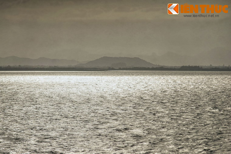 Ẩn sau vẻ đẹp của mình, đầm Thị Nại còn là một địa danh gắn liền với nhiều biến cố dữ dội trong lịch sử Việt Nam.