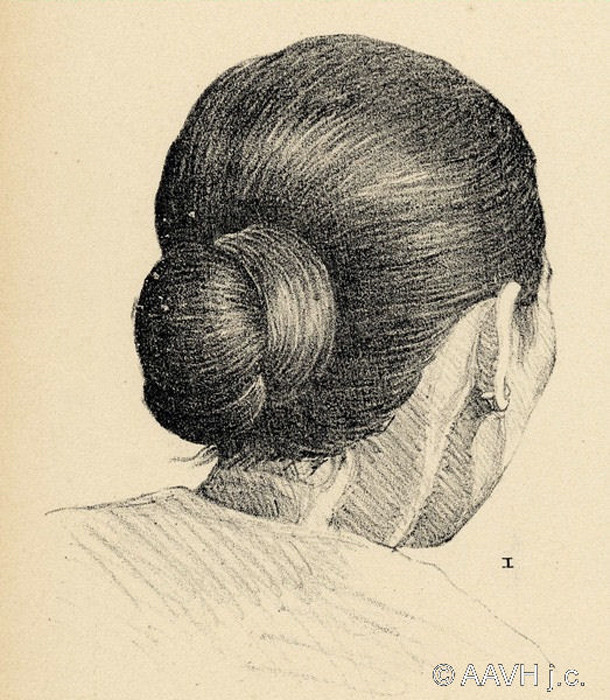 Búi tóc phía sau là kiểu tóc có truyền thống từ lâu đời của phụ nữ Nam Bộ. Đây là kiểu tóc phù hợp với khí hậu nóng ẩm cũng như tập quán sinh hoạt, lao động của phụ nữ vùng sông nước. Ảnh: AAVH.