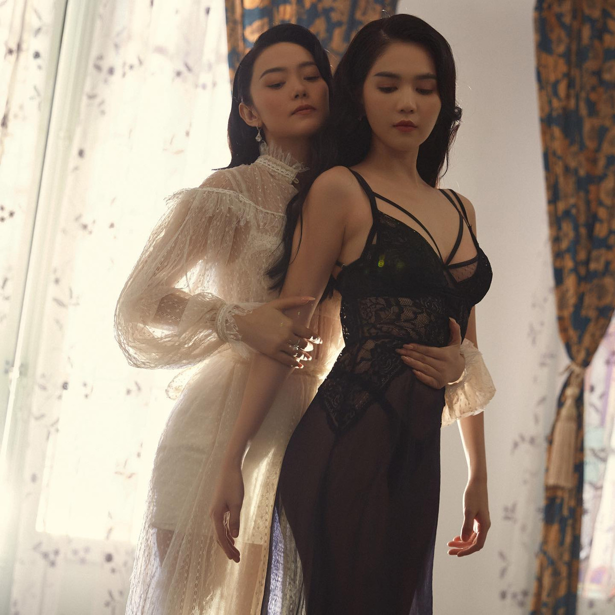 Phim tái hiện ký ức Sài thành hoa lệ gần 100 năm trước, Minh Hằng và Ngọc Trinh đóng vai hai mỹ nhân Ba Trà, Tư Nhị.