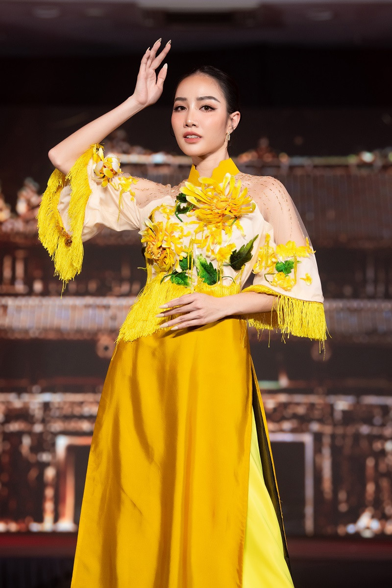 Cuộc thi Miss Grand Vietnam 2023 đã chính thức mở cổng nhận hồ sơ đăng ký dự thi và kéo dài thời gian đến trước Vòng thi Sơ khảo. Cuộc thi sẽ diễn ra từ tháng 7-8/2023. Cô gái đăng quang sẽ đại diện Việt Nam tham gia cuộc thi Miss Grand International 2023 vào tháng 10.