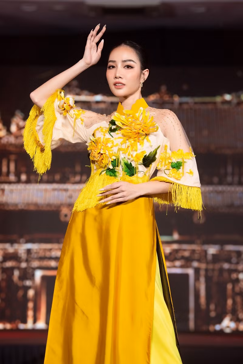 Cuộc thi Miss Grand Vietnam 2023 đã chính thức mở cổng nhận hồ sơ đăng ký dự thi và kéo dài thời gian đến trước Vòng thi Sơ khảo. Cuộc thi sẽ diễn ra từ tháng 7-8/2023. Cô gái đăng quang sẽ đại diện Việt Nam tham gia cuộc thi Miss Grand International 2023 vào tháng 10.