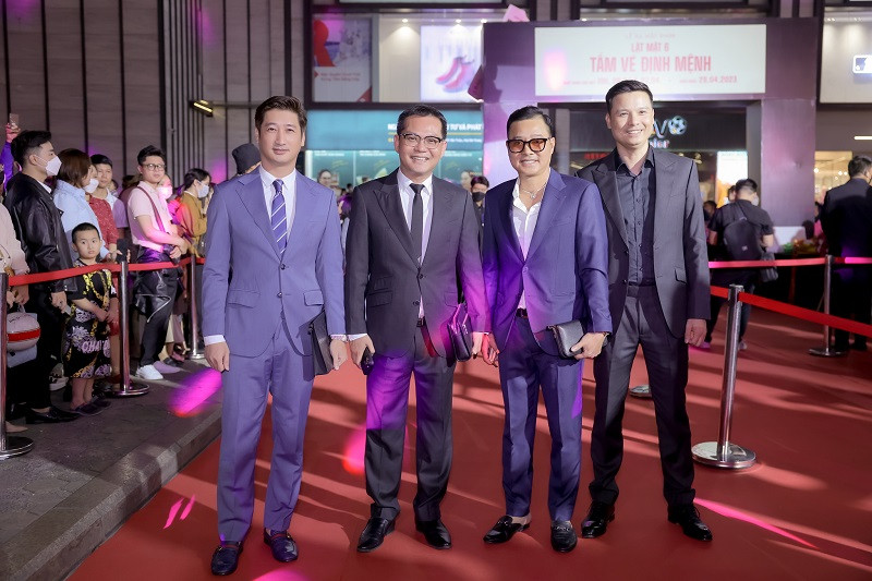 Diễn viên Ngọc Quỳnh, NSND Trung Hiếu, danh thủ Hồng Sơn, nghệ sĩ Thiện Tùng có mặt tại sự kiện.