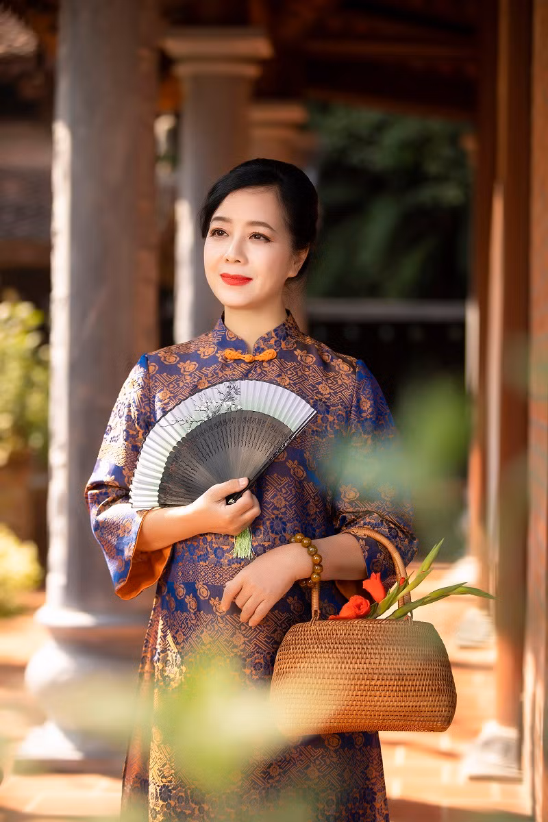 Chiều Xuân từng góp mặt trong các phim: "Mẹ chồng tôi", "Người yêu đi lấy chồng"...